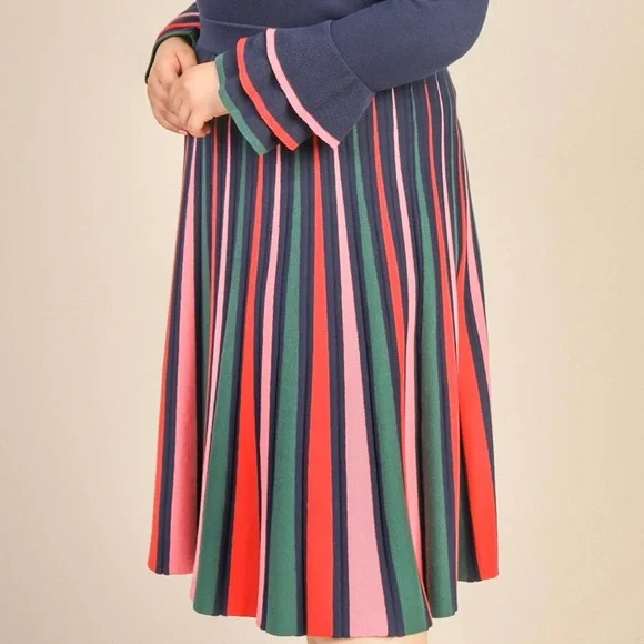 NWT Skies Are Blue Plus Size Navy Blue Knit Multicolored Pleated Midi Skirt - Picture 3 of 4